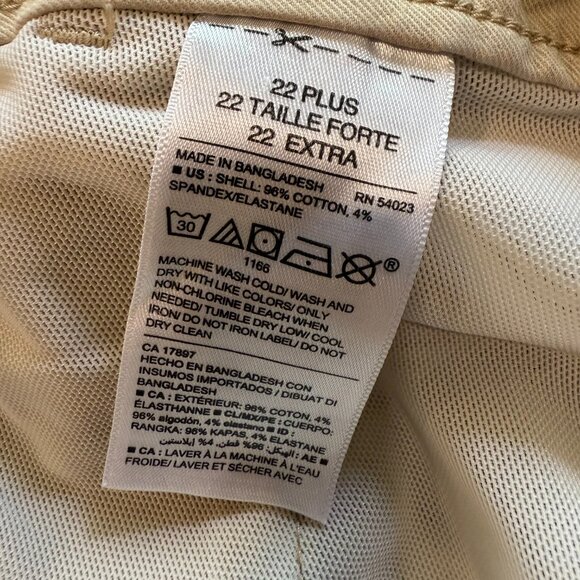 Size 22 Old Navy Boot Cut Pants (Regular Length) - Picture 3 of 4